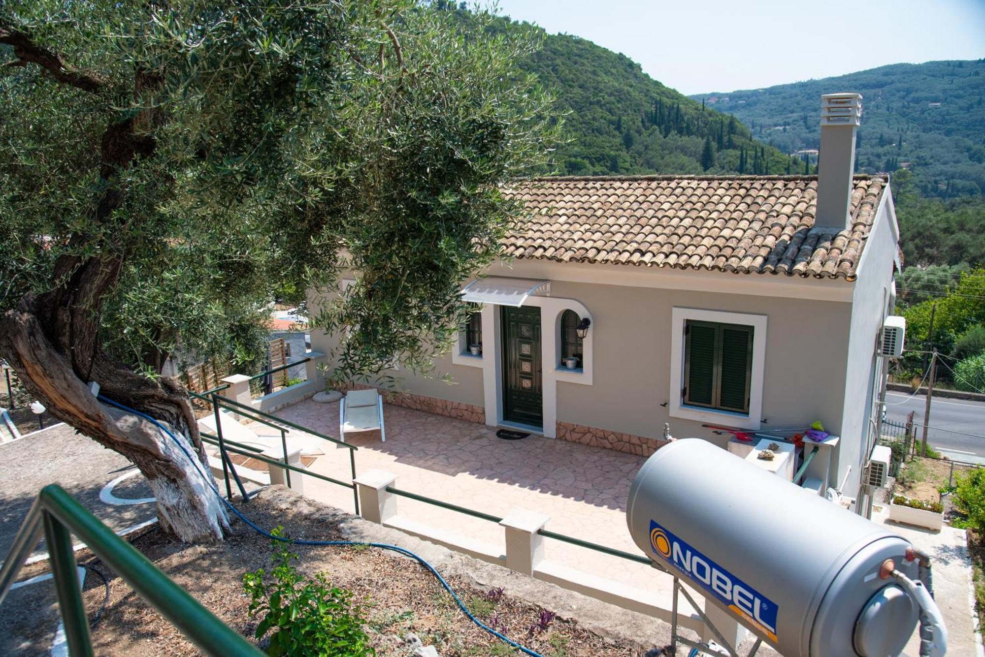 Case de vacanță Nausika Corfu